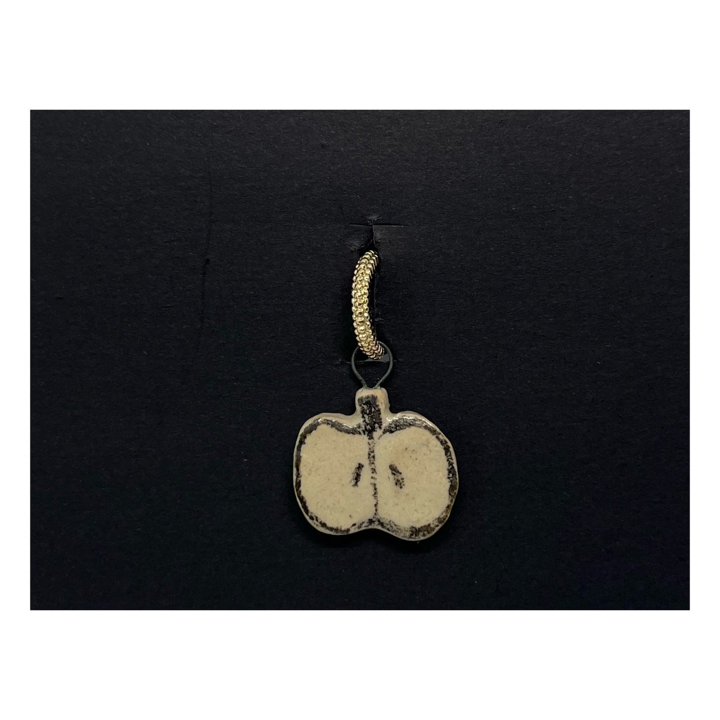 Charm - Apple