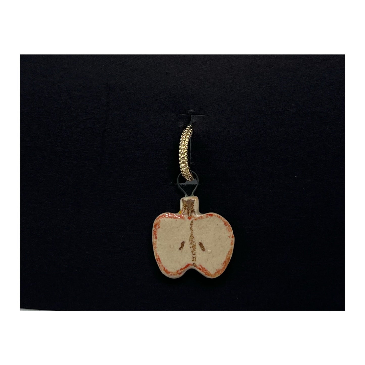 Charm - Apple