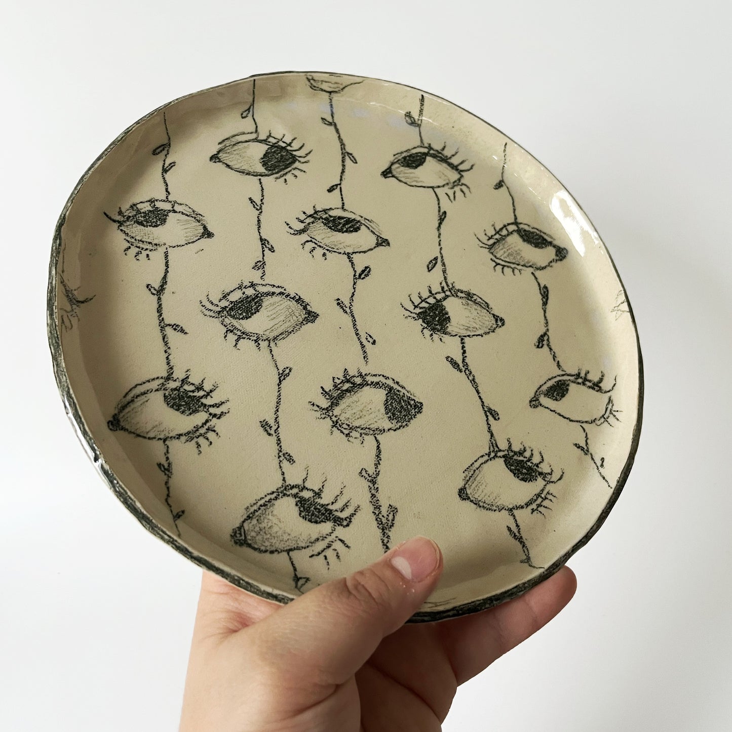 Eye Plant Plate