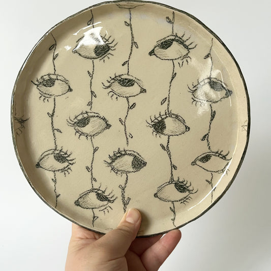 Eye Plant Plate