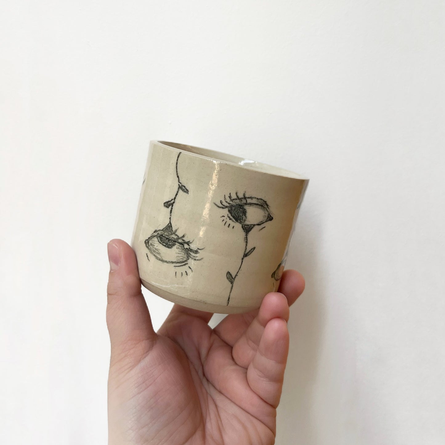 Eye Plant Cup