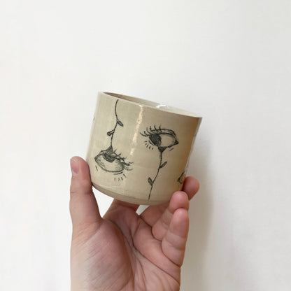 Eye Plant Cup